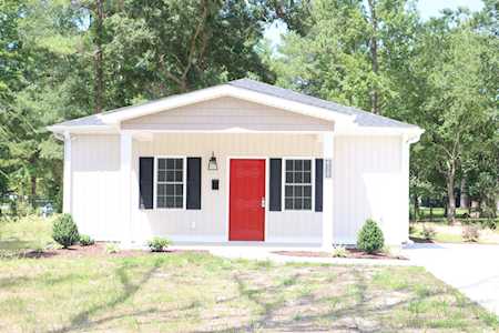 620 Williams Street Enfield, NC 27823