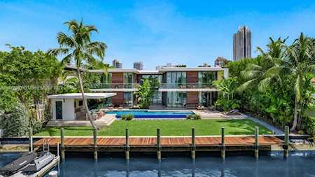 6480 Allison Rd Miami Beach, FL 33141