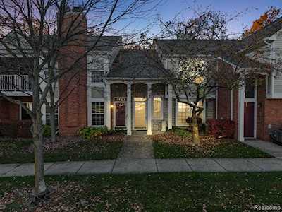 56169 Chesapeake Shelby Twp, MI 48316
