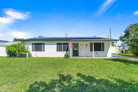 1616 Osborne Circle Lake Worth, FL 33461