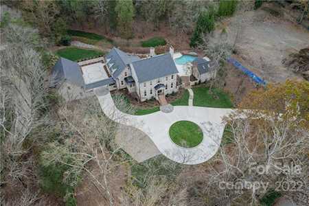 6433 Sharon Hills Rd Charlotte, NC 28210