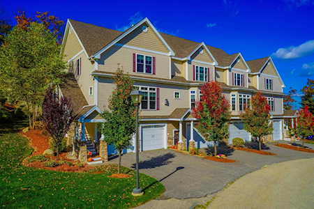 16 Manor Dr #A Hooksett, NH 03106
