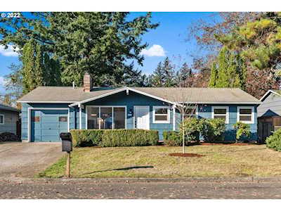 2755 SE 176th PL Portland, OR 97236