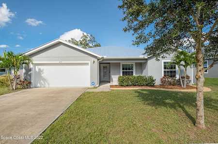 275 NE Aladdin Street Palm Bay, FL 32907