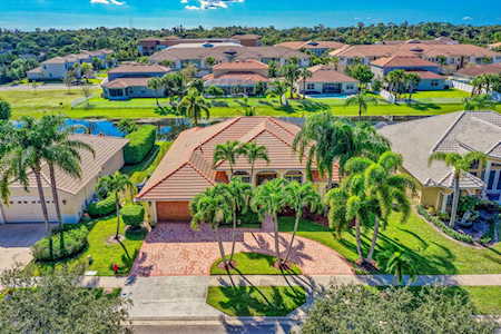 138 Cypress Trace Royal Palm Beach, FL 33411