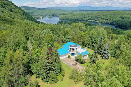 90 Mountain Vista Dr New Hampton, NH 03256