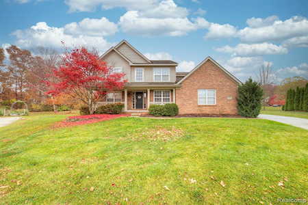 9134 Leyland Hartland Twp, MI 48843