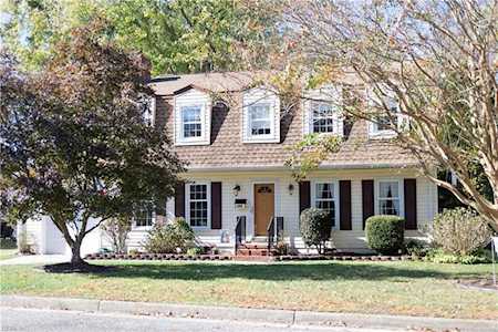 589 Windjammer Cres Newport News, VA 23602