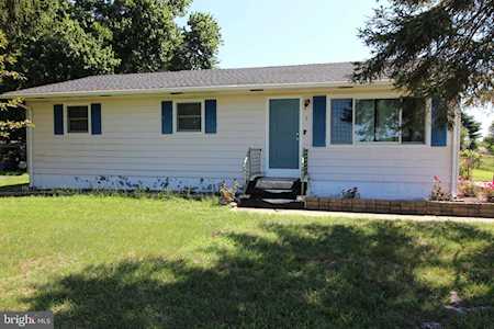 9004 Canterbury Rd Felton, DE 19943