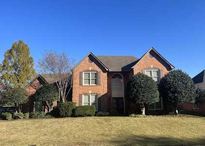 1558 Massey Pointe Ln Memphis, TN 38120