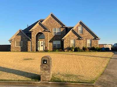 47 Webster Cv Atoka, TN 38004