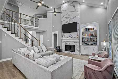 1112 Bentwater Parkway Grand Prairie, TX 75104