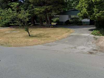 8295 Angus Drive Vancouver, BC V6P 5L1
