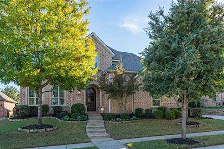 7025 Mitchell Court Lantana, TX 76226