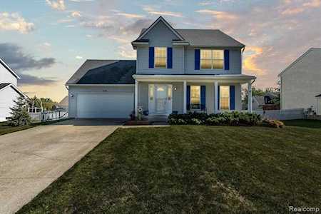 614 Sunflower Dr Linden, MI 48451