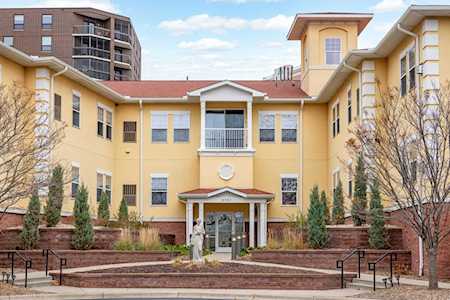 6701 Lake Shore Drive S #205 Richfield, MN 55423