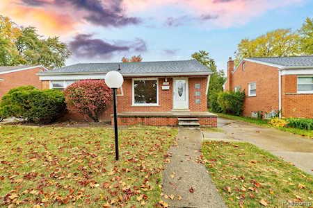 6690 Deering St Garden City, MI 48135