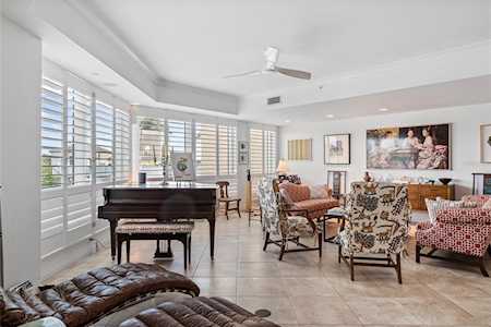 400 Beach Dr NE #401 St. Petersburg, FL 33701