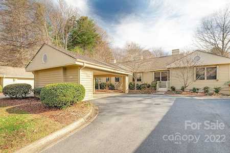 3702 Trinity Ct Asheville, NC 28805