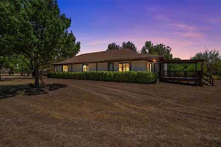 2913 County Road 920 Crowley, TX 76036