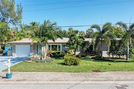 231 85th St Holmes Beach, FL 34217