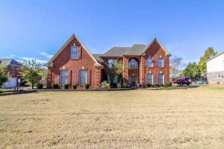 1347 Colbert Cv Collierville, TN 38017