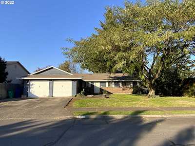 19455 NE Clackamas ST Portland, OR 97230