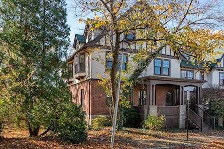 19 Eaton Ct Wellesley, MA 02481