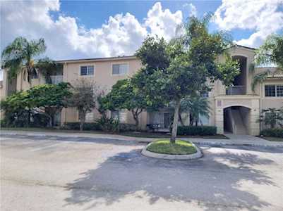 5041 Wiles Rd #106 Coconut Creek, FL 33073
