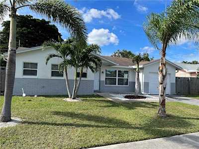 22265 SW 62nd Ave Boca Raton, FL 33428
