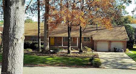 916 Kaster Arch Virginia Beach, VA 23455