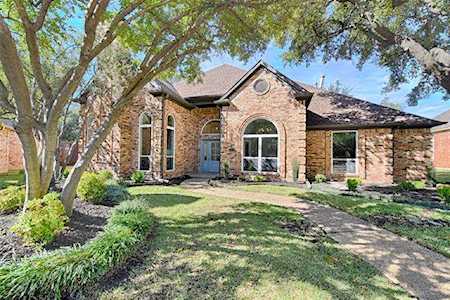 6904 Maple Creek Lane Dallas, TX 75252