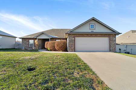 3204 Ballard Mill DR Columbia, MO 65203