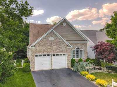4 Appleby Drive Helmetta, NJ 08828