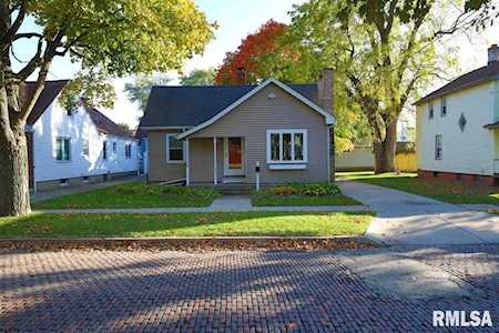 508 Catherine St Washington, IL 61571