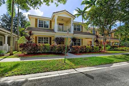 4618 Highgate Drive Delray Beach, FL 33445