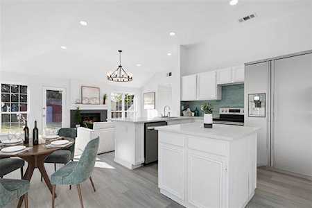 6306 Brookcrest Drive Arlington, TX 76018