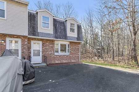 1 General Hobbs Rd #4 Holden, MA 01522