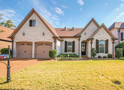 8578 N Woodland Rose Cir Memphis, TN 38016