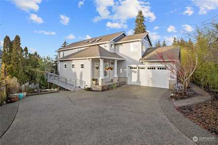 7120 NE 153rd Place Kenmore, WA 98028