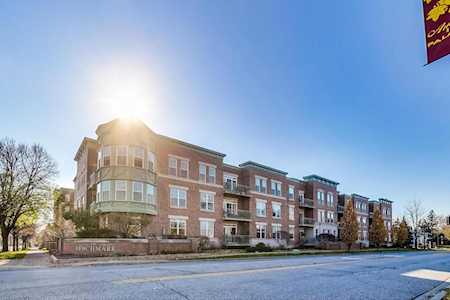 133 W Palatine Rd #201A Palatine, IL 60067