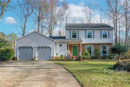 2621 Willowdale Ln Matthews, NC 28105