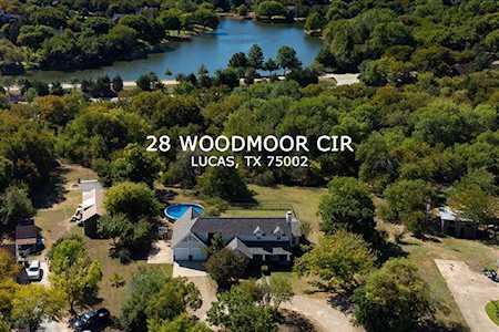 28 Woodmoor Circle Lucas, TX 75002