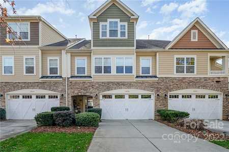 4030 La Crema Dr Charlotte, NC 28214
