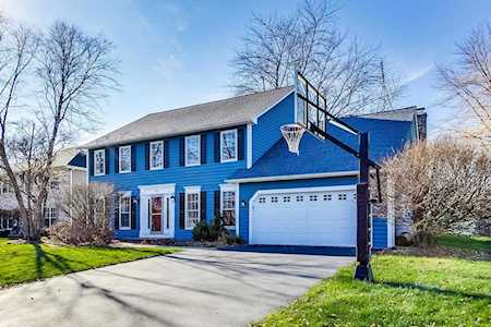 11 Pepperidge Rd Naperville, IL 60540