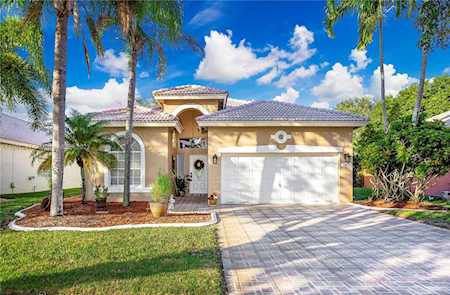 16625 SW 1st St Pembroke Pines, FL 33027