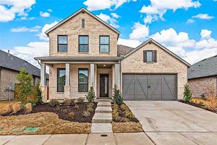 1817 Leo Drive Van Alstyne, TX 75495
