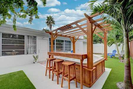 232 Wellesley Drive Lake Worth Beach, FL 33460
