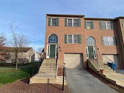 1478 Ravena St Bethlehem, PA 18015