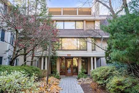 206 Allandale Rd #2C Boston, MA 02467